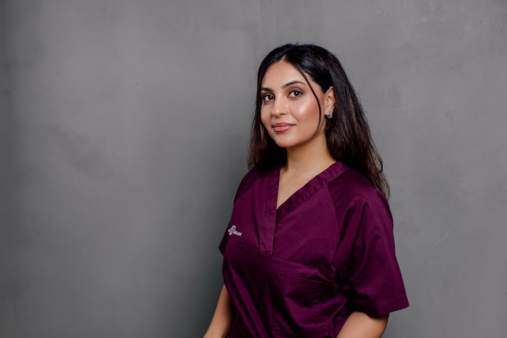 kieferorthopaede-meerbusch-dr-josefine-boldt-Elisabeth-Maryam-Hakimi kieferorthopaede-meerbusch-dr-josefine-boldt-Elisabeth-Maryam-Hakimi